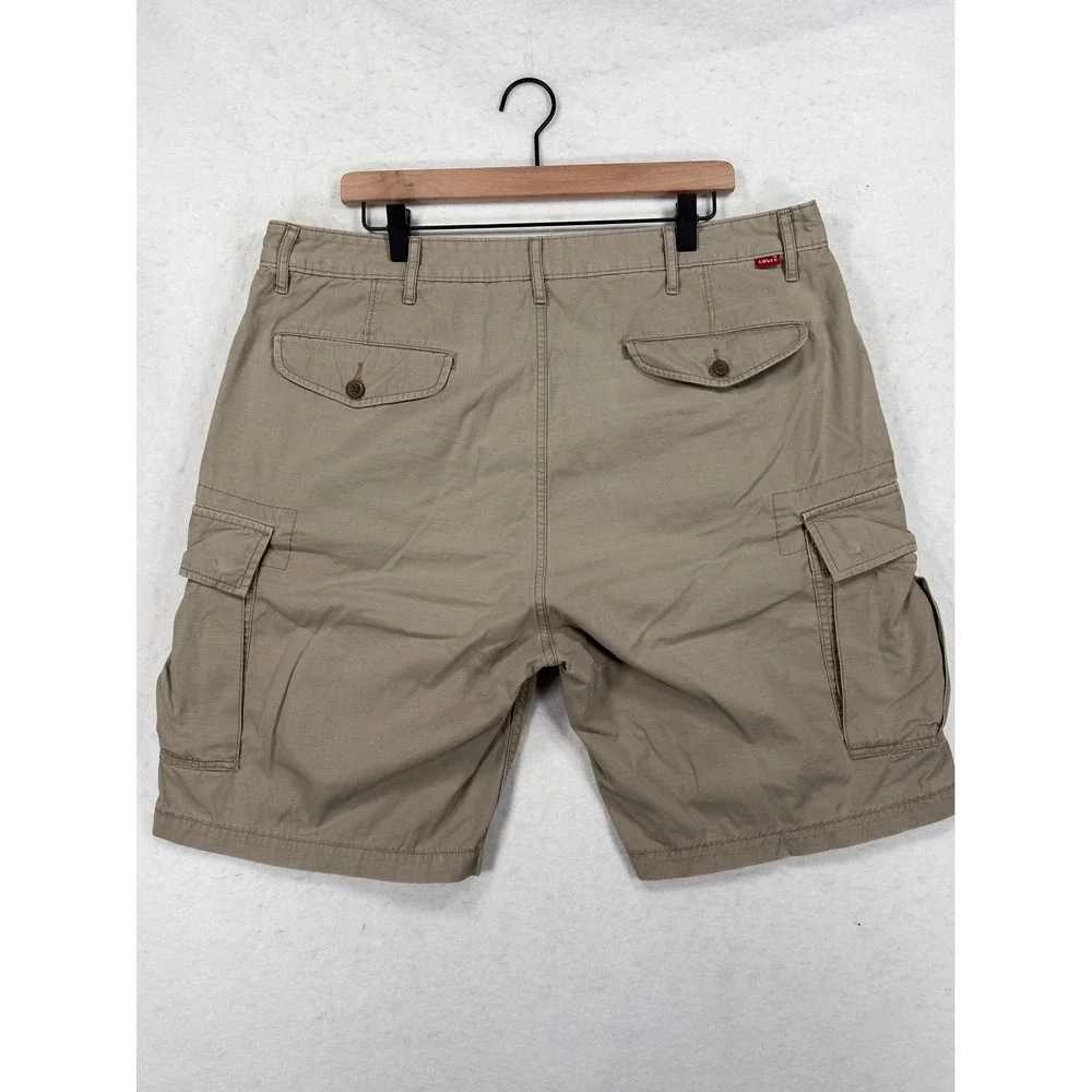 Levi Strauss & Co Mens Khaki Tan Ripstop Cargo Shorts Size 38 WaterLess Utility